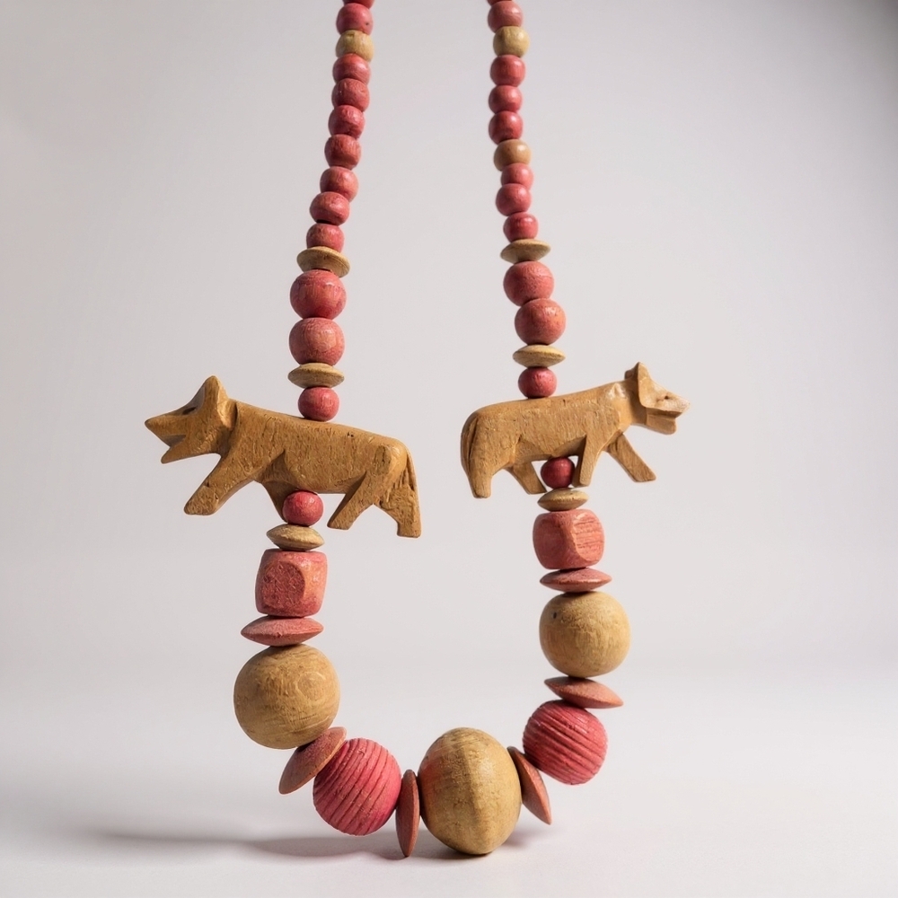 Vintage Wooden Beaded Boho Animal Accent Retro Necklace